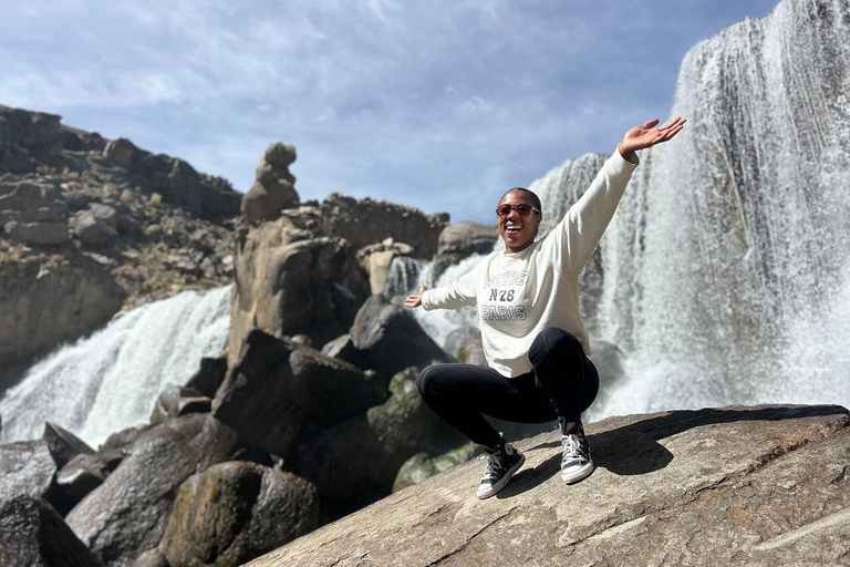 Arequipa: Pillones Waterfall & Private City Walking Tour