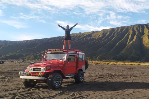 Surabaya/Malang: 2D1N Bromo Ijen OR 2D1N Tumpak Sewu Bromo Surabaya or Malang: 2D1N Bromo Ijen drop off Ketapang