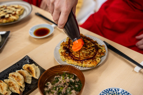 Osaka : Cours de cuisine et dégustation de saké avec visite du marché local
