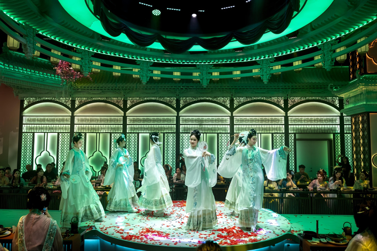 Immersive Six Dynasties Dining & Show Experience in Nanjing Regular Seat Meal+Costume+Headwear+Makeup（3 days in advance）