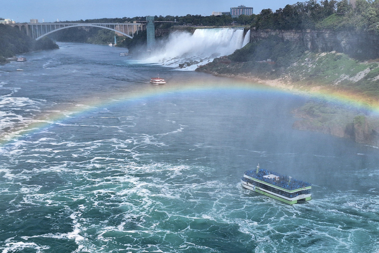Niagara Falls: Skylon Tower, Trail, and Boat Tour (Seasonal) Summit and Spray Niagara