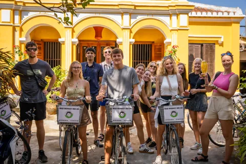 Mad Monkey Hoi An Bicycle Tour