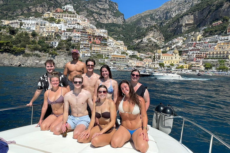 Tour de día completo en grupo de Positano a Amalfi con almuerzo