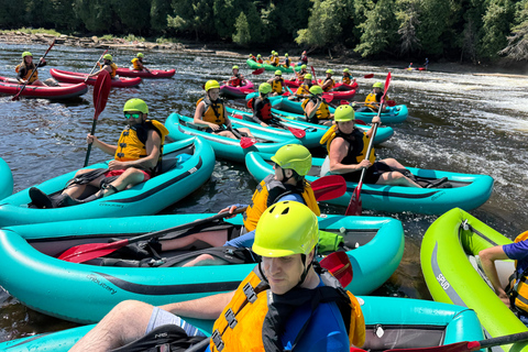 Quebec City: Guided rafting and kayaking 30 minutes from the city – Family Quebec City: Guided Rafting and Kayaking 30 Minutes from the City – Family