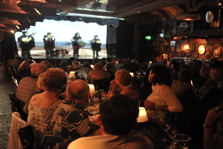 Buenos Aires: La Ventana Tango Show Tango Show and Dinner with Transfer