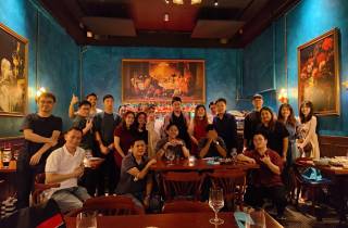 Party Singapore Bespoke Pub Crawl:Wildest Nightlife Clubbing