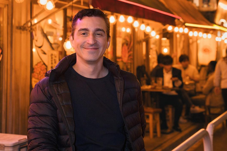 Tokyo: 1-hour private photo shoot 1-hour private photo shoot in Tokyo (solo, couples, and families welcome)