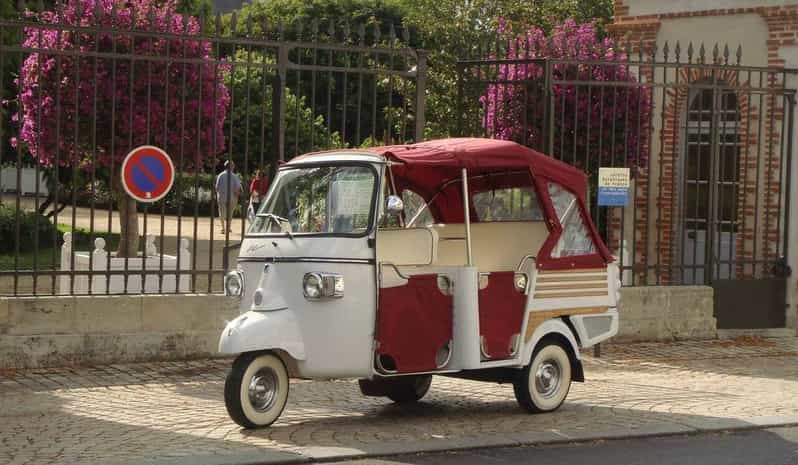 Reims: Guided Tuk-Tuk Tour with Local Guide