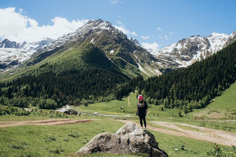 Tbilisi: Kazbegi, Kakheti, and Walking Tour with Wine