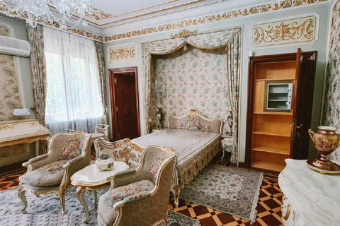 1 Day Bucharest Parliament, Ceausescu House & Village Museum