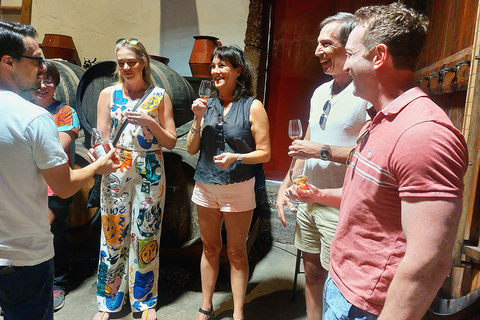 Douro Valley: Private Wine Tour with Lunch