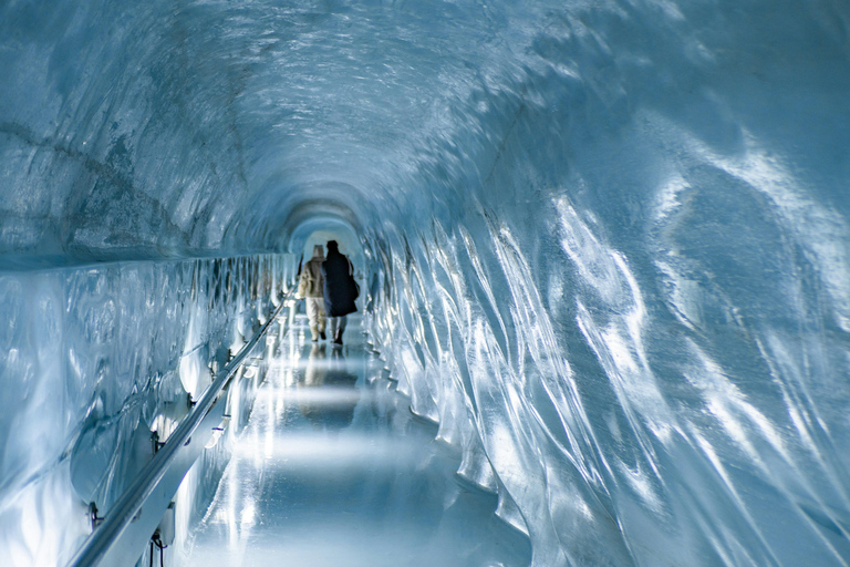 Jungfraujoch Private Tour via Wengen & Lauterbrunnen