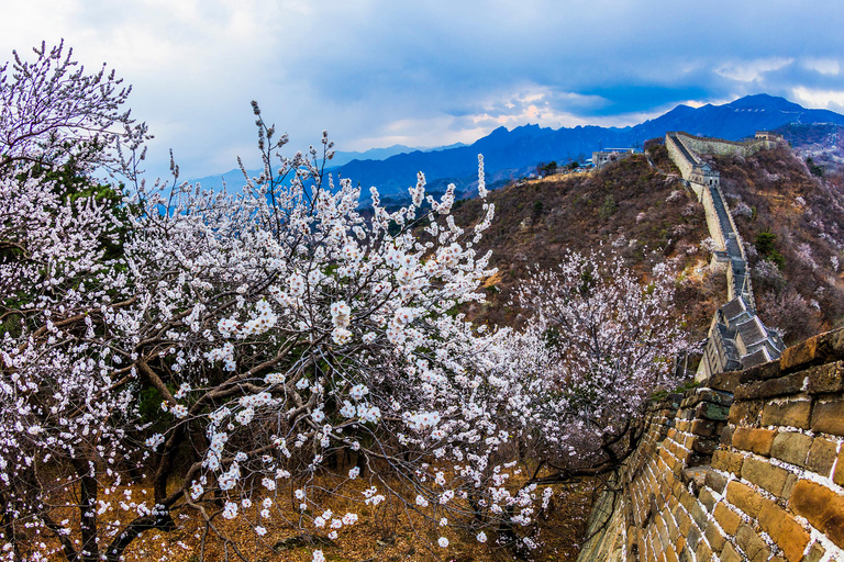 Beijing:Small Group-Mutianyu GreatWall Tour w Hotel Pickup