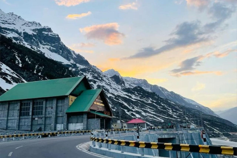 Jim Corbett National Park: Safari, Nature Walks, & More