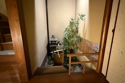 Un'esperienza di lusso che unisce sushi e cerimonia del tè.