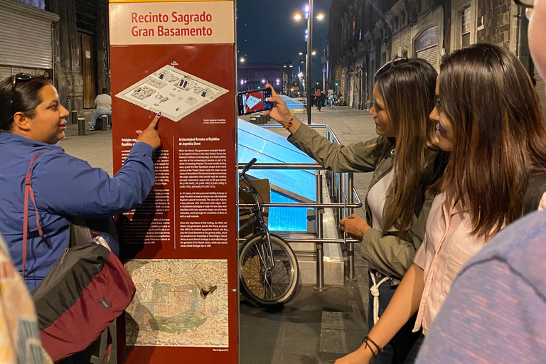 Night tour of CDMX with optional Torre Latino Night tour of CDMX with optional Torre Latino.