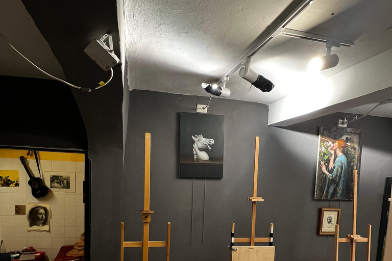 Florence: Create Your Own Oil Painting in a Real Art Studio Sunday Premium Atelier Session