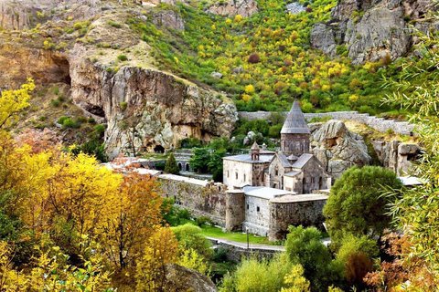 Depuis Erevan : Excursion d&#039;une journée à Tsaghkadzor, Geghard et Garni