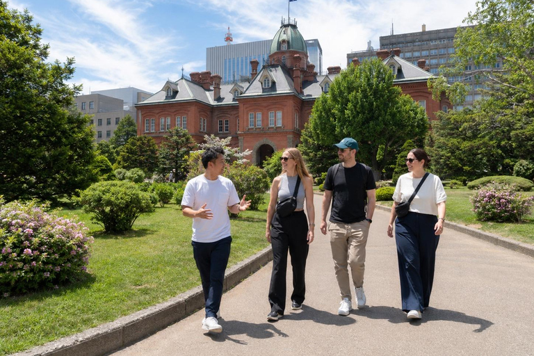 Sapporo: Private Walking Tour of Parks, Markets & City Views