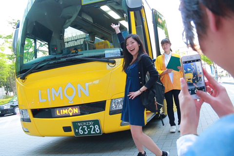 Autobús de ida: Takayama a Osaka vía Shirakawa-go, Kanazawa