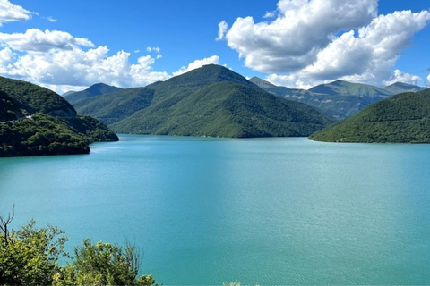 From Tbilisi: Kazbegi & Gudauri Tour with Tastings