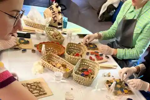 Marrakech : Atelier Zellige pour réaliser votre propre œuvre d'art