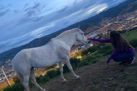 Cusco: Horseback Riding Tour to Inca Temples and Viewpoints