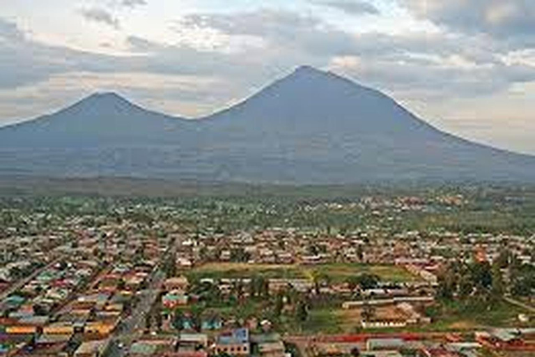 探索穆桑泽：洞穴、大猩猩文化和城市生活之旅探索穆桑泽：洞穴、大猩猩、文化和城市生活之旅