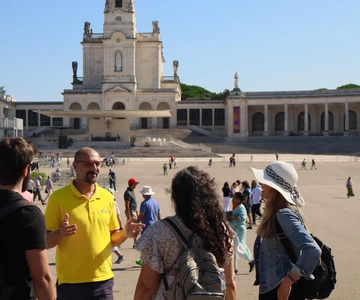 From Lisbon: Half-Day Fátima Tour