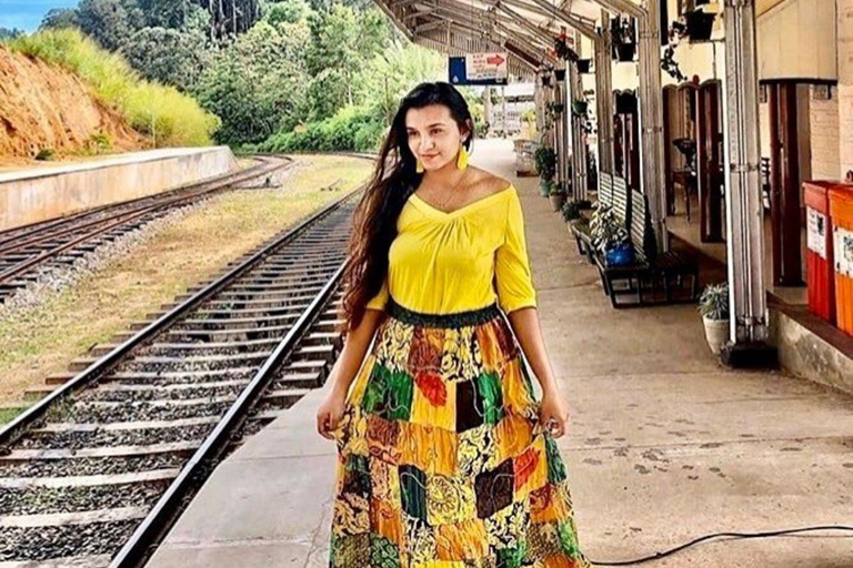 From Kandy: Nuwara Eliya Day Tours (Ambewela Railway Drop)