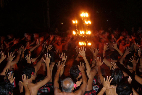 Bali: Ubud Kecak und Feuertanz Show TicketsKecak-Feuertanz (Samstag) im Desa lan Puseh-Tempel