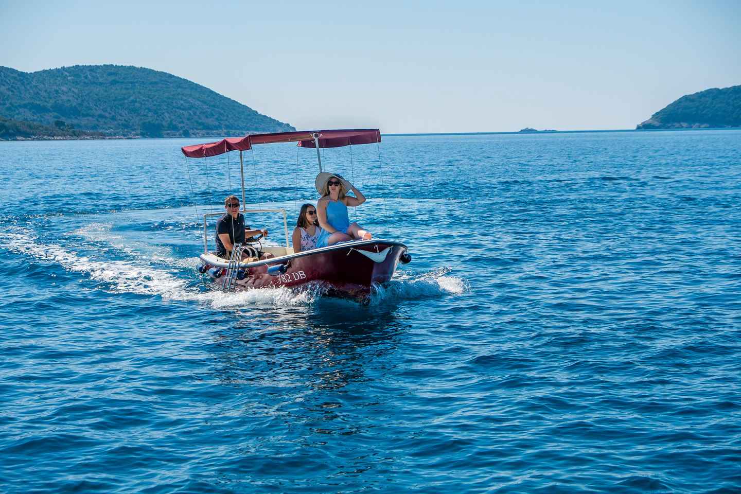 Dubrovnik: Elaphiti Islands Boat Rental