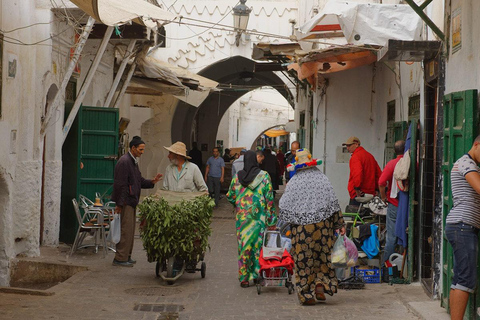 Tamuda Bay: Tetouan and Chefchaouen Day Trip with Guide guide in Spanish