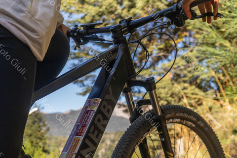 Bariloche: Self-Guided E-Bike Tour of Circuito Chico