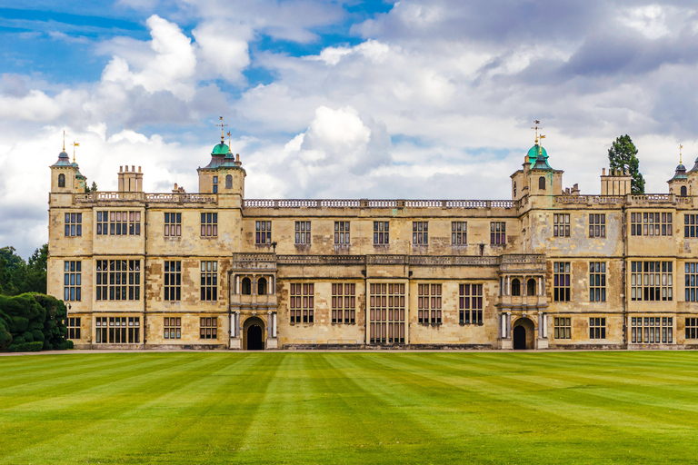 London: Private History Tour to Audley End & Cambridge