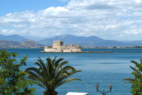 Nafplio: Between Alleys, Secrets, and Vantage Points Nafplio: alleys, secrets and viewpoints