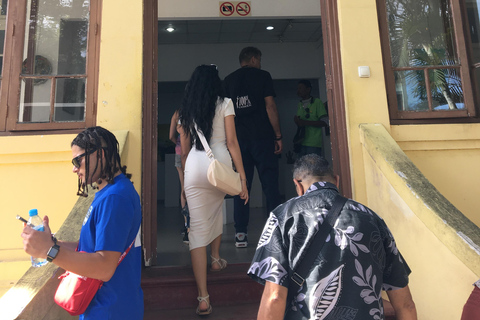 Maputo: Art Walking Tour