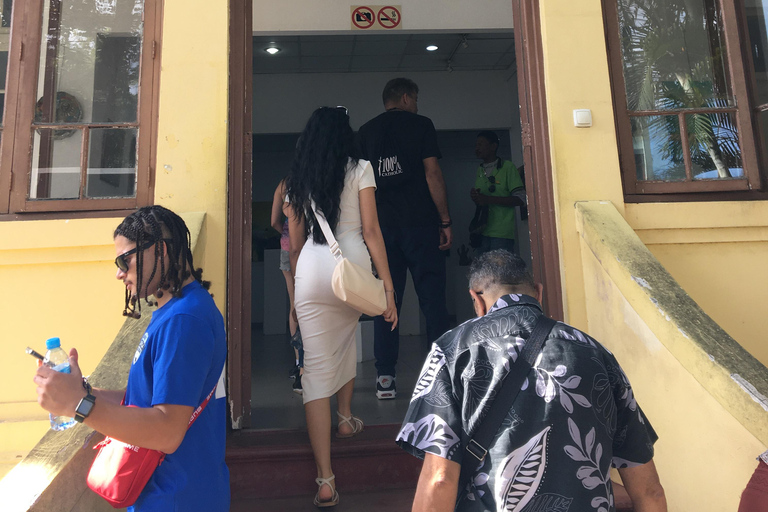 Maputo: Art Walking Tour
