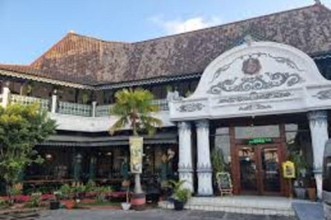 Yogyakarta: Inclusive Heritage Cultural tour