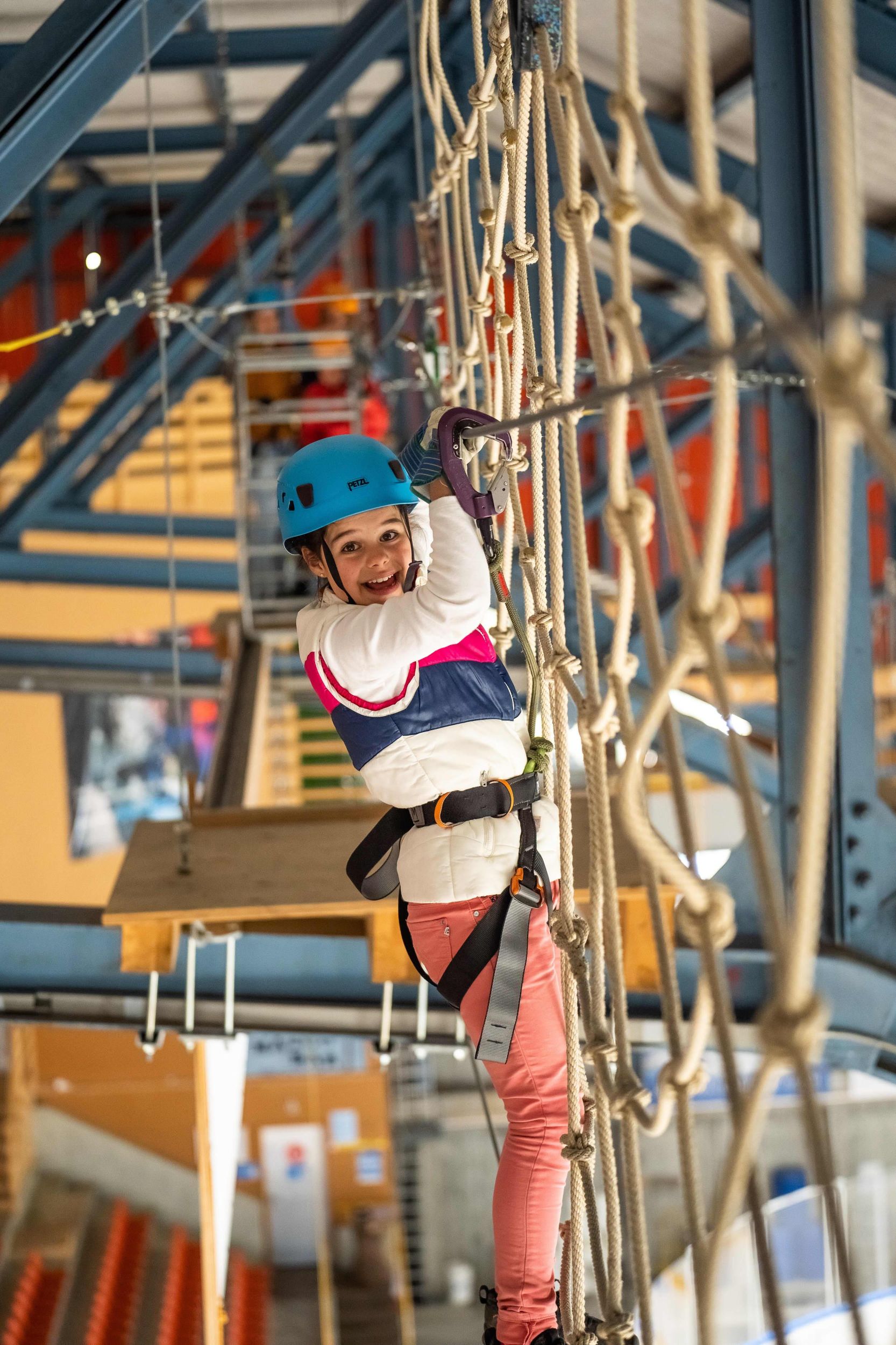 Grindelwald: Indoor Ropes Park Eintrittskarte