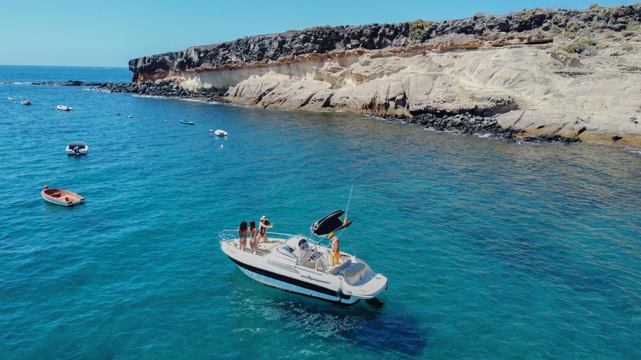 Teneriffa mit dem Privatboot: Luxus, Entspannung und traumhaftes Meer