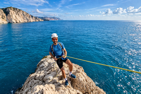 Marseille: Via Cordata in the Calanques – Sormiou, overlooking the sea