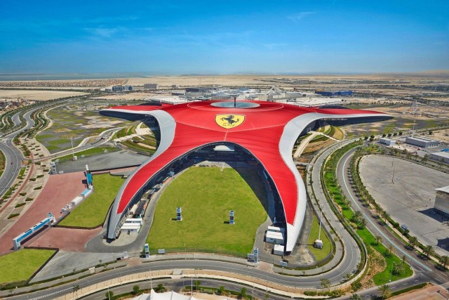 From Dubai:Abu Dhabi Day Best Tour with Ferrari World Ticket