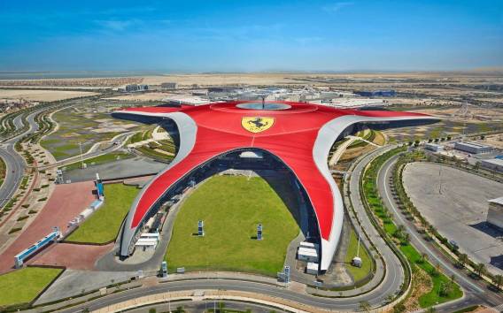 Von Dubai aus: Abu Dhabi Grand Mosque & Ferrari World beste Tour