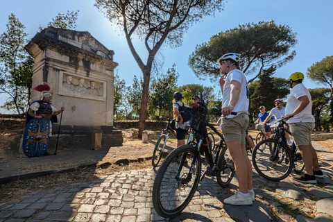 Roma: Vía Apia, Catacumbas y Acueductos en e-Bike