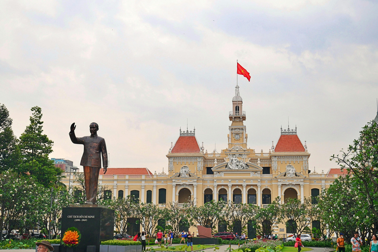 Ho Chi Minh City Walking Tour: History, Secrets & Coffee Ho Chi Minh City: Small Group Walking Tour with Local Guide