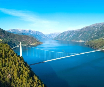 Oslo: 3-Day Western Fjords Tour with Bus and Hotel