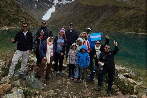 Laguna Humantay Guided Day Trip with Breakfast and Lunch Humantay Lake Group Tour for 5 People