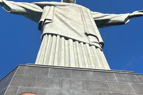 Sesja fotograficzna lub filmowanie z dronem w Rio de JaneiroSesja zdjęciowa lub filmowanie z użyciem drona w Rio de Janeiro