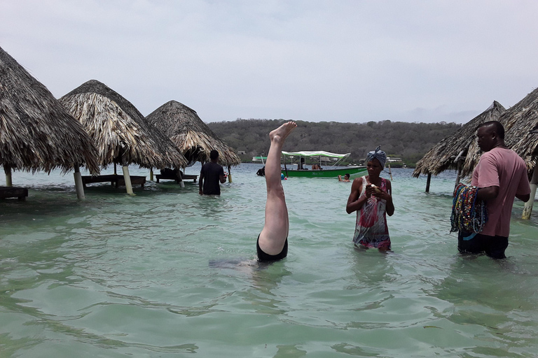 Carthagène : excursion de 4 îles + Plancton + DéjeunerCarthagène : excursion d'une journée sur 4 îles + Plancton + Déjeuner